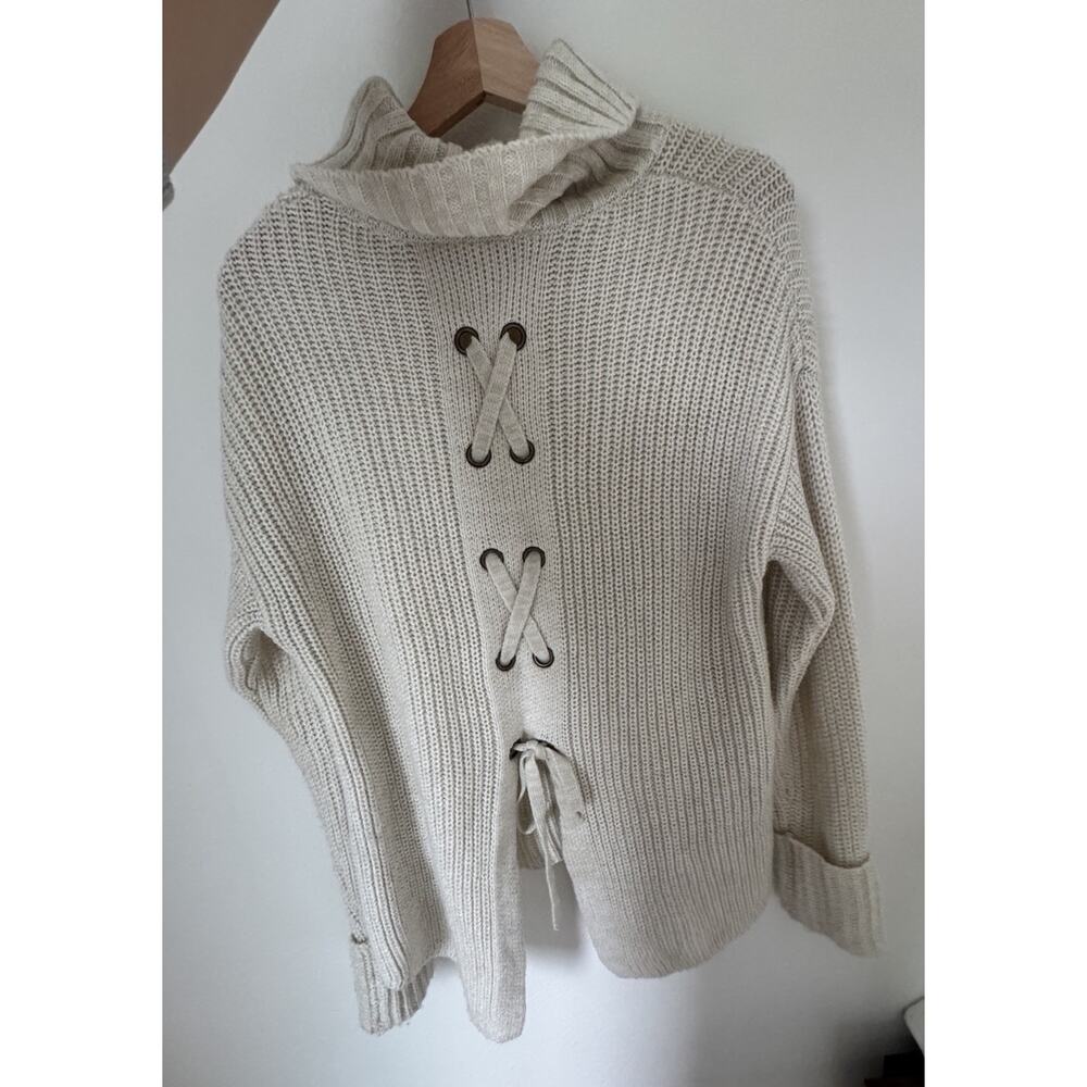 American Rag Women’s Small Ribbed Turtleneck Ivory Back Tie Back Pullover